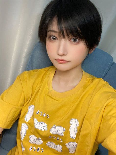 帅嘤嘤さん Komoshuai Twitter Girl Short Hair Girl Hairstyles Cosplay Woman
