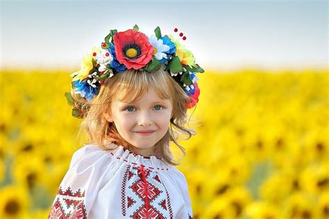 День захисту дітей було засновано 1925 року на всесвітній конференції, присвяченій добробуту дитячого населення землі. 1 червня - Міжнародний День захисту дітей
