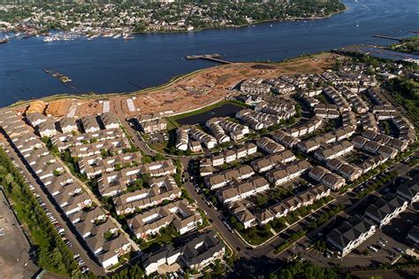 Click to view any of these 14 available rental units in perth amboy to see photos, reviews, floor plans and verified information about schools, neighborhoods, unit availability and more. Harbortown Terrace | Perth Amboy NJ Townhomes for Rent