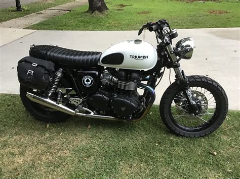 Triumph thruxton xxxin supurb conditionwith heaps of extrasonly xx,xxx kssounds. 2015 Triumph Thruxton, Ace Cafe Special Edition for sale