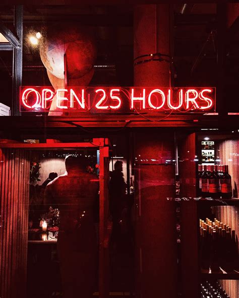 Gambar Restoran Bar Merah Signage Tanda Neon Klub Malam