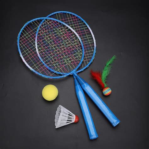 The badminton game is playing at an international level all over the world. Kids Badminton Racket Durable Nylon Alloy Badminton ...