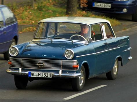 Opel Rekord P2 (Baujahr 1960–1963) am 11.12.2011 in Aachen auf der