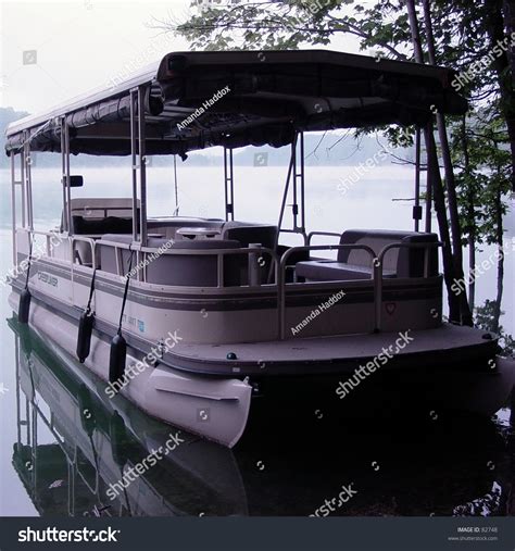 Pontoon Boat Summersville Lake Wv Stock Photo 82748 Shutterstock