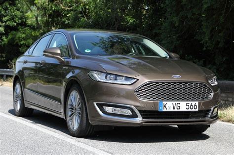 Esta berlina está muy viva. 2021 Ford Mondeo Vignale Concept | New Cars Zone