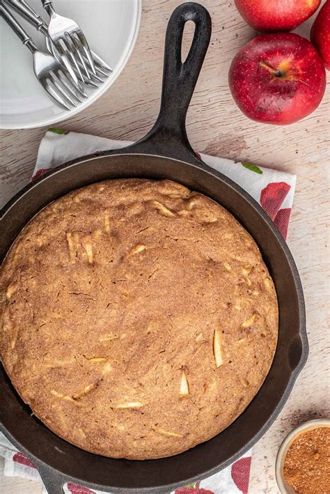 Cinnamon Apple Skillet Pancake Pancake Recipes