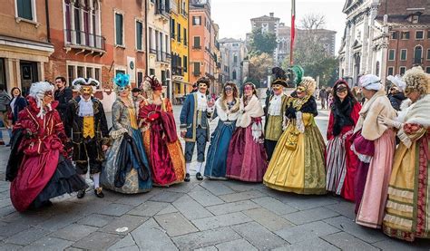 Karneval 2015 weiberfastnacht karneval do. Der Zeitplan für Karneval in Venedig 2019 · HostelsClub