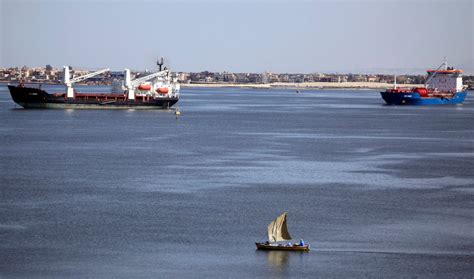 Oficiálně je uznáván jako hranicí mezi afrikou a asii. Egypt otevře druhý Suezský průplav už v srpnu - Aktuálně.cz