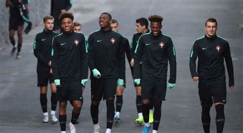 Pode também receber notificações dos golos de qualquer jogo que lhe interesse, na página do mesmo. Jogo entre as seleções de sub-21 de Portugal e Noruega ...