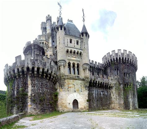 The Real Velaryon Castle On House Of The Dragon Fantrippers