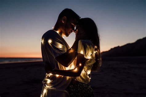 Fotos De Pareja En La Playa 43 En 2020 Fotos De Parejas En La Playa