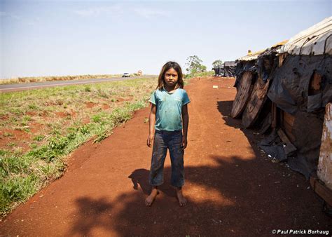 They are distinguished from the related tupi by their use of the guarani language. Werelddag Geestelijke Gezondheid: Zelfmoord onder Guarani ...
