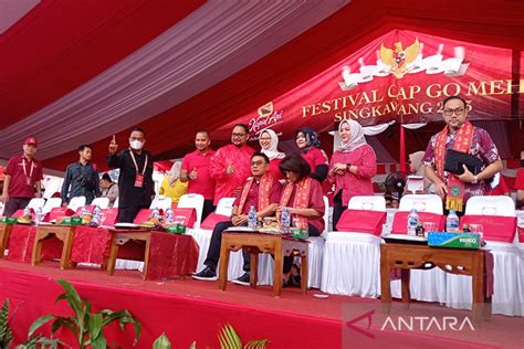 Kepala Staf Presiden Buka Festival Cap Go Meh Singkawang Antara News