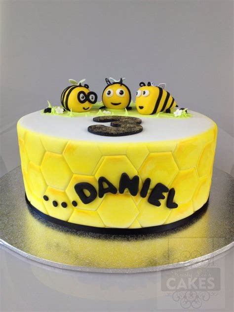 Buzzy Bee The Hive Cake Bee Birthday Cake Bee Cakes Cake