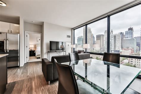 1 bedroom apartments in chicago are available in almost every neighborhood of the city at varying rents. Chicago, Illinois Vacation Rental | Arkadia Tower 1 ...