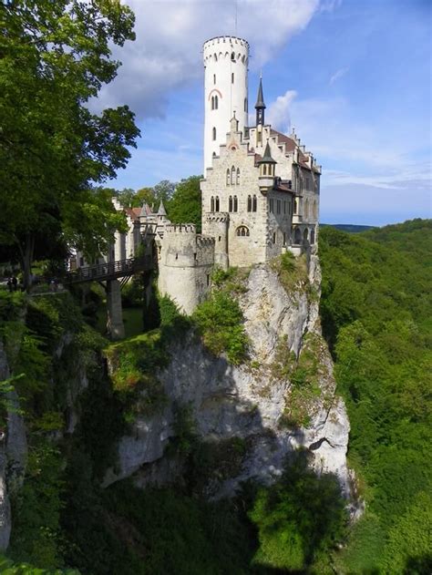 Do Not Miss These Famous Castles In Germany Especially