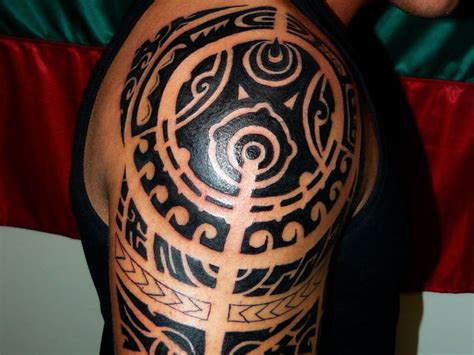 30 Oustanding Tribal Shoulder Tattoos Slodive