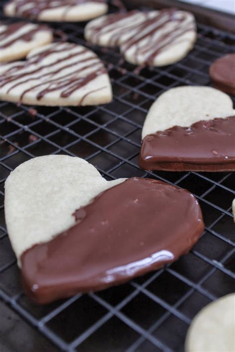 Life On Food Chocolate Dipped Sugar Cookies