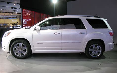 Edmunds also has gmc acadia pricing, mpg, specs, pictures, safety features, consumer reviews and more. 2010 Gmc Acadia Denali - news, reviews, msrp, ratings with ...