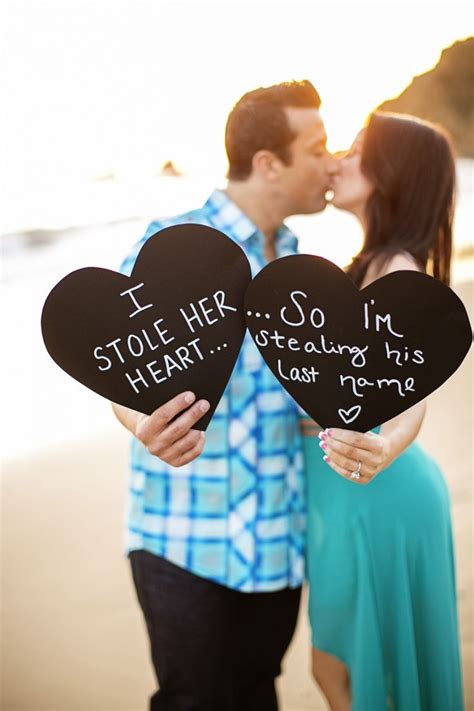 Really Cute Engagement Idea Wedding Photography