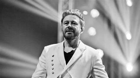 Przeczytaj mnie, jutro, wszystko dobrze, my (o mnie, o tobie, o nas), to co dobre, to co lepsze, top tracks: Andrzej Piaseczny 25 Tour / foto "My" - YouTube