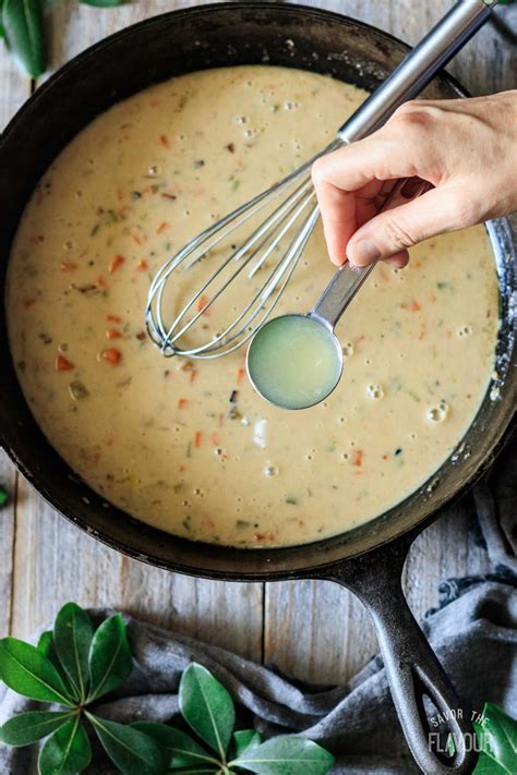 Transfer to a platter, and garnish with remaining tarragon. Chicken Fricassee Recipe with Tarragon | Recipe | Yummy ...