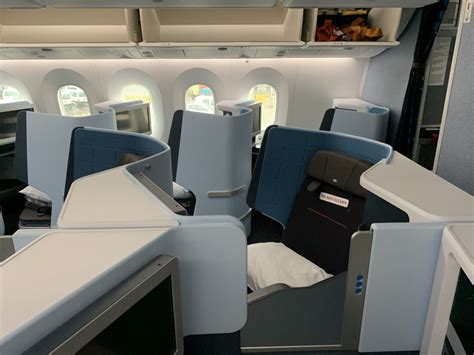 Review Klm World Business Class Boeing 787 10 Dreamliner Amsterdam