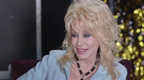 Dolly Parton Reveals What She Really Looks Like Without A Wig