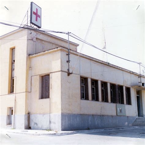 Τιμή στην αγία τριάδα  ο πατέρας της, όταν διέταξε να χτιστεί για αυτή ένα. Η φωνή των υπαλλήλων του Γ.Ν.Δ.Α. " Η Αγία Βαρβάρα ...