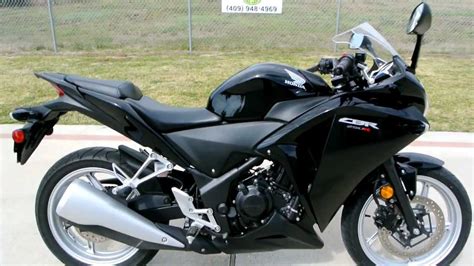 It can even compete with opponents. 2011 Honda CBR250R in Black: Overview and Review - YouTube