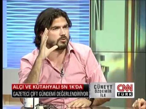 Rasim ozan kütahyalı, hukukçu ümit kocasakal ile tartışan eşine nagehan'cım beni dinlemedin ve beni kırdın. Rasim Ozan Kütahyalı - Nagehan Alçı çifti 5N1K'ya katıldı ...