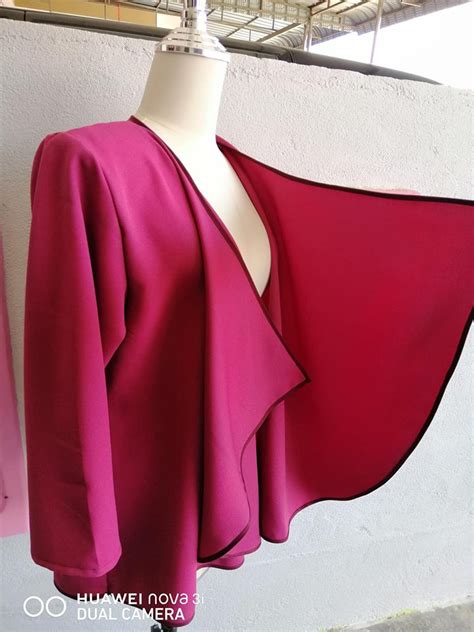 Adapun macam gaya dalam renang dan fungsinya adalah cara melakukan renang gaya bebas adalah berenang dengan posisi dada menghadap ke permukaan air. Tukang Jahit Ini Ajar Langkah Demi Langkah Cara Buat Cardigan, Pola Baju Turut Disertakan ...