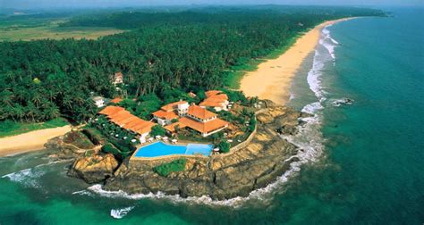 5 Fabulous Tourist Attractions In Sri Lanka