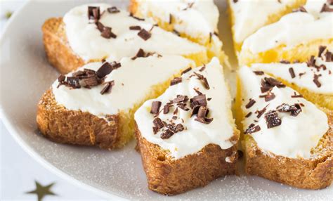 Il panettone, il dolce tipico del periodo natalizio: Creme per farcire il panettone o il pandoro: 10 ricette ...