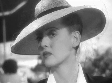 Only davis and the crow and the solitude they share. i-fancy-the-classy | Bette davis, Bette davis eyes, Bette