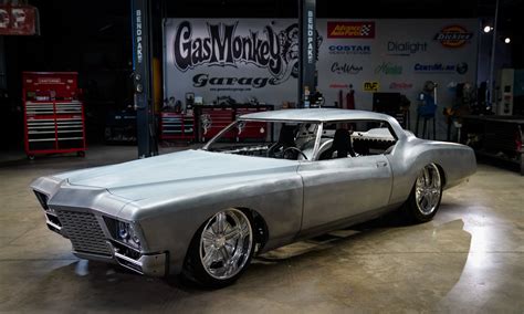 Gas monkey live was an american music venue in dallas, texas, owned by richard rawlings, star of american television program fast n' loud and owner of both gas monkey garage and gas monkey bar n' grill. Riviera Archives - GAS MONKEY GARAGE | RICHARD RAWLINGS ...