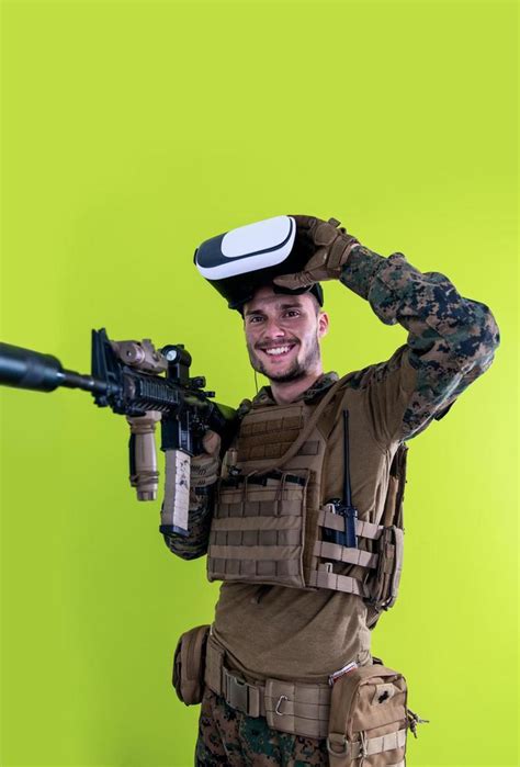 Soldier Virtual Reality Green Background 11615857 Stock Photo At Vecteezy