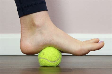 5 Super Easy Plantar Fasciitis Exercises That Will Relive Foot Pain