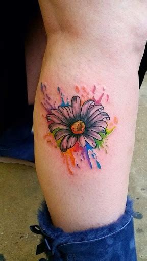 31 Watercolor Daisy Tattoos