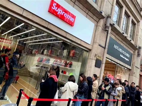 Shanghai Has A Fake Supreme Store And They Dgaf