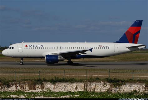 Airbus A320 211 Delta Air Lines Northwest Airlines Aviation Photo