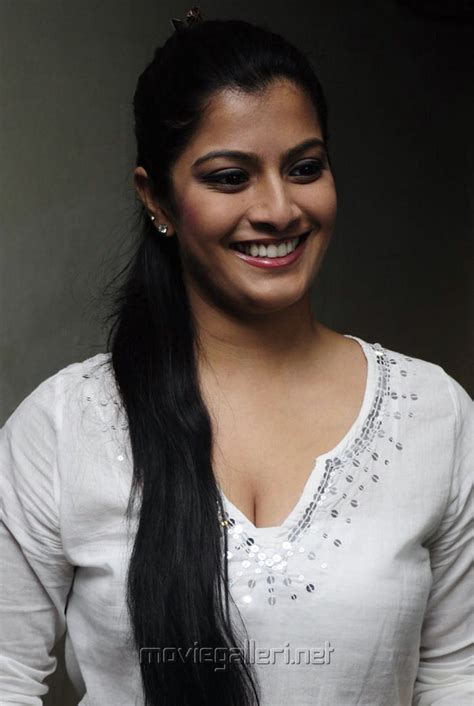 Also find latest varalakshmi s. Tamil Actors Unseen Photoshoot Stills: Actress Varalakshmi Sarathkumar Latest Hot Photos