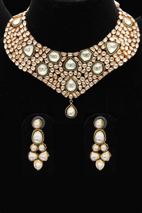 V Shape Green Meenakari Big Kundan Necklace Jewelry Set Rentjewels