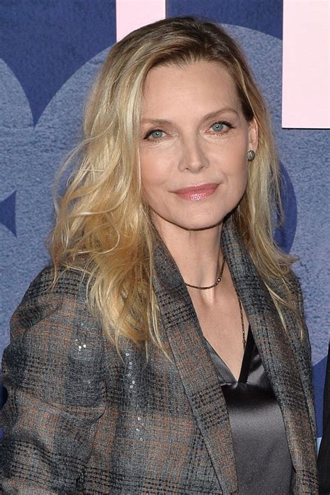 Michelle pfeiffer is an american actress, singer, and producer. Michelle Pfeiffer At 'Big Little Lies' Season 2 premiere ...