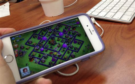 Anna lynn, annalynn grace, jillian brookes, anna grace, jillian jenson. Clash of clans club combines gaming and charity - The Red ...