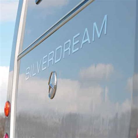 Der neupreis des fahrzeuges belief sich auf. Nieuw jasje voor bijzondere Wanner Silverdream 690 RS ...