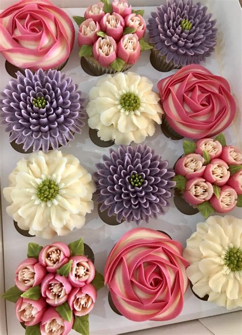 Kerrys Bouqcakes Gallery Boxed Floral Cupcakes In 2020 Floral