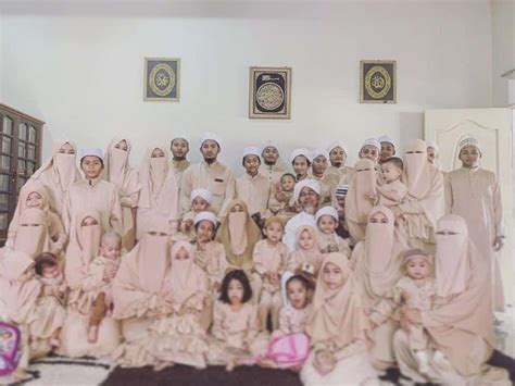 Video viral kakak adik 16 menit 44 detik vidio viral 16 menit. Viral 16 Beradik Sambut Raya Tanpa Risau PKPB, Rupanya Ada Hikmah Lebih Manis - Kisah Dunia