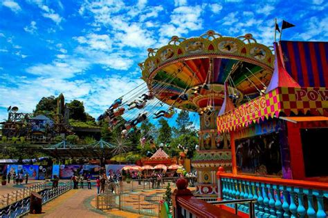 Spend time walking up the steps of the batu caves, a picturesque limestone hill. Kuala Lumpur - Genting Highland Day Tour Package - D Asia ...