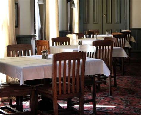 Long Island Casual Dining